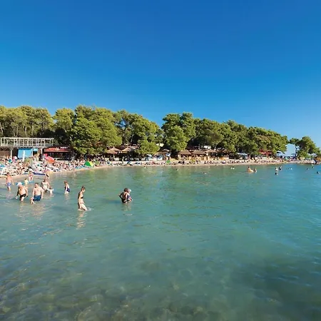 Διαμέρισμα Nice In W/ Biograd Na Moru